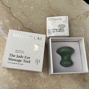 Mount Lai De-Puffing Jade Eye Treatment Tool